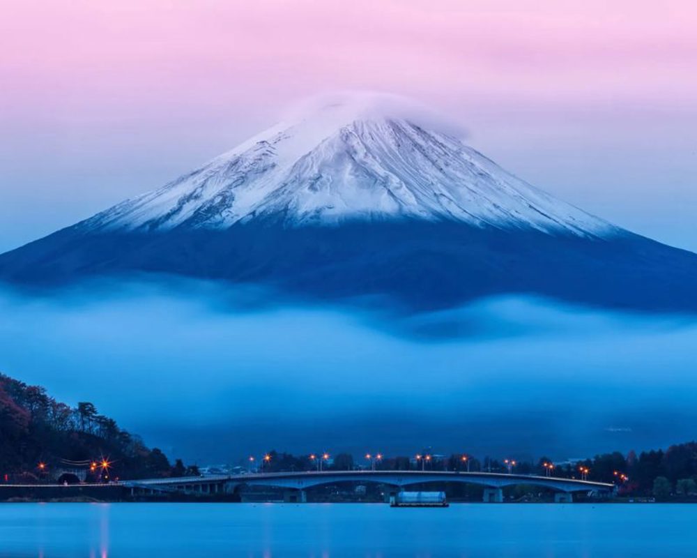 Mind-Blowing Things People Don't Know About Mount Fuji | Stories 1st